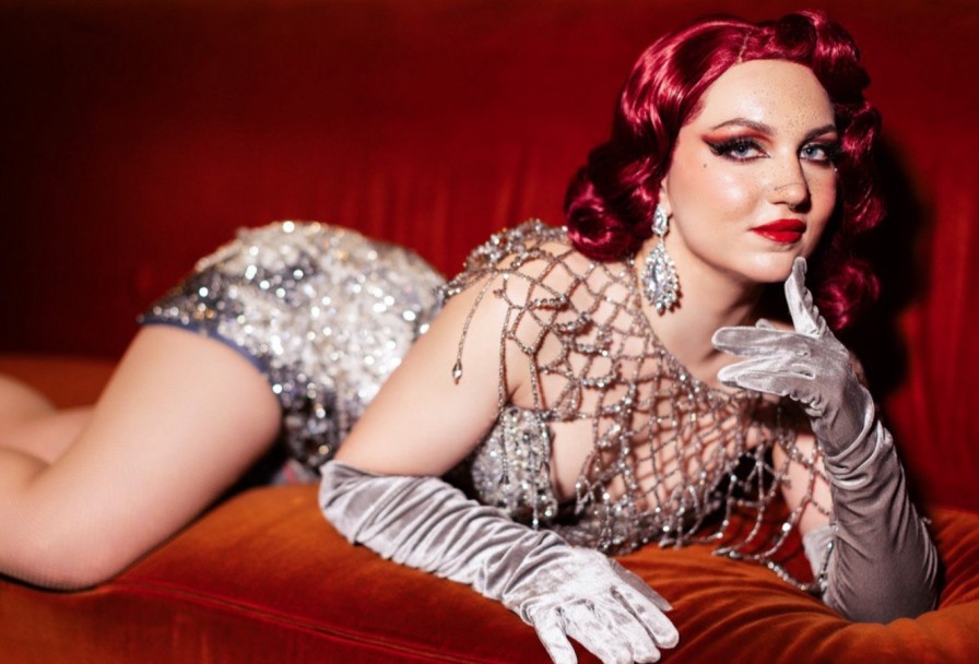 Бурлеск Кабаре Madam Boom