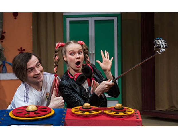 Малыш и Карлсон