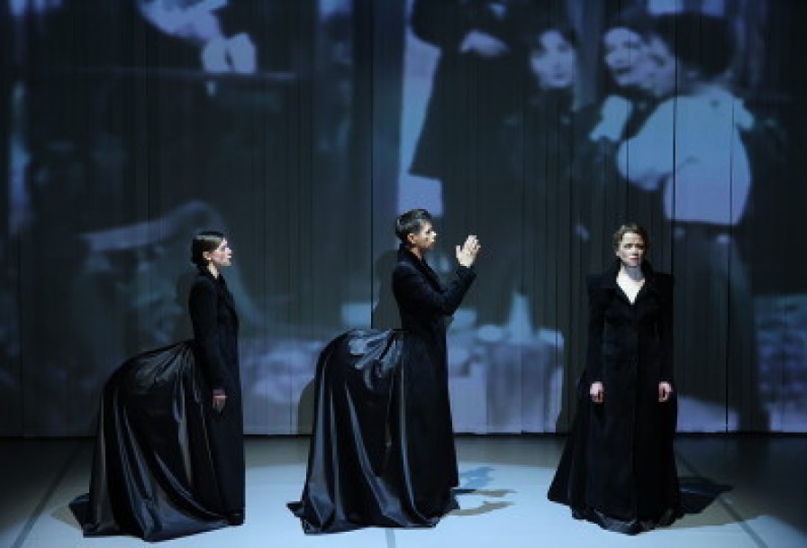 Motherfathersistersbrother