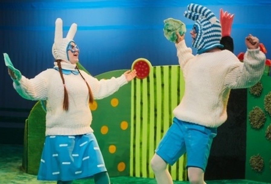 Перья и Хвосты