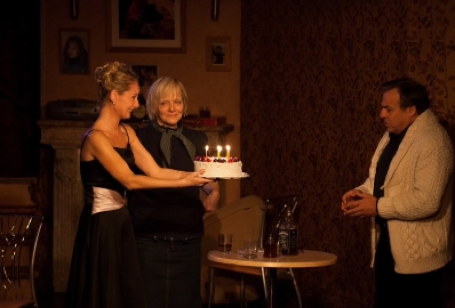 Выпивая в Одиночестве