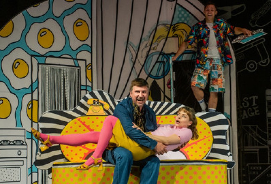 Неслужебный Роман