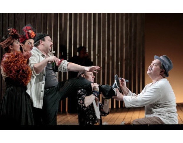 Анна в Тропиках