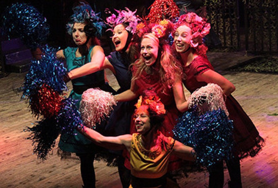 Маленькая Колдунья