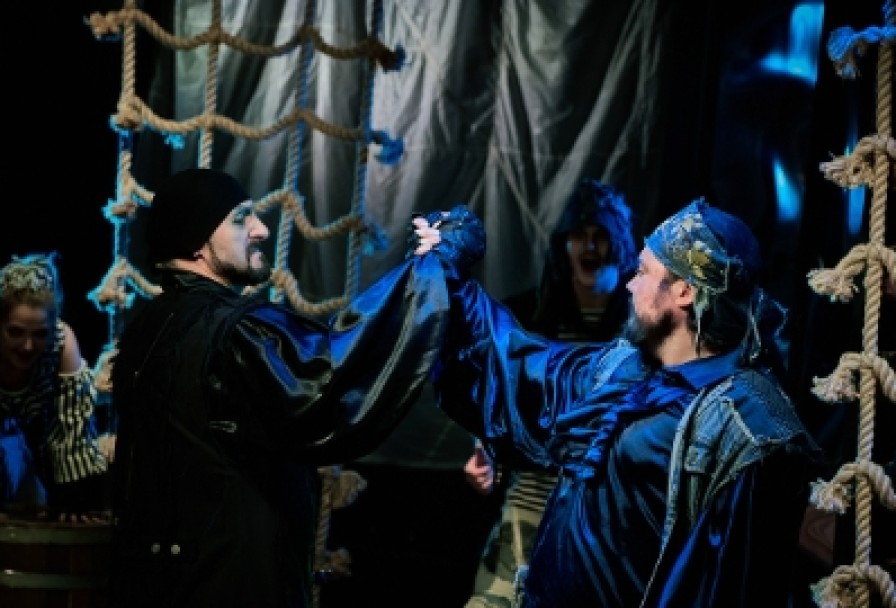 в Поисках Сокровищ, или.