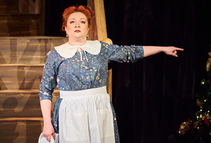 Восемь Женщин