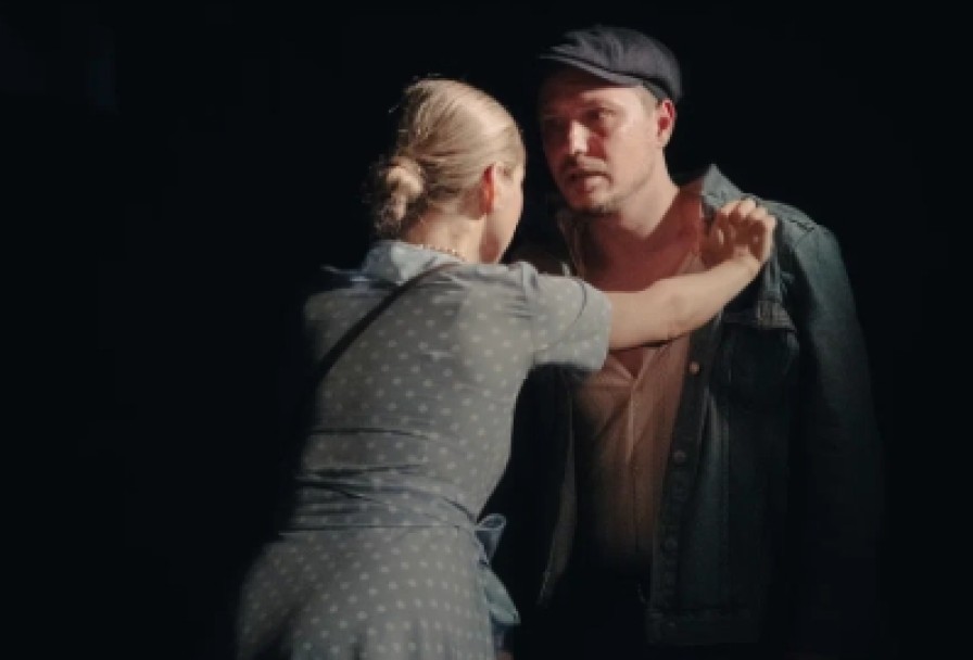 Дура Ненормальная