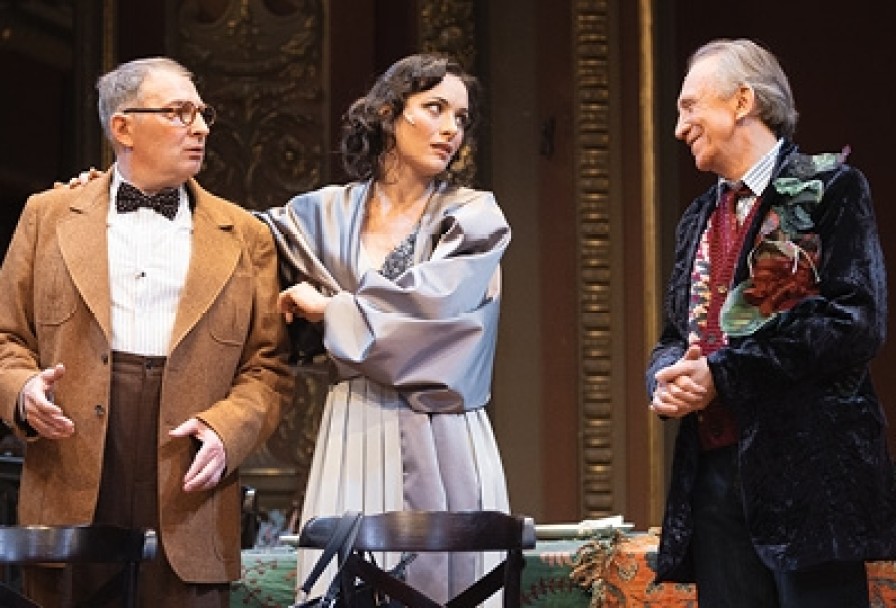 Семейный Шкаф и Его Обитатели