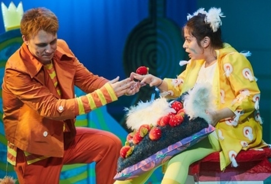 Перья и Хвосты