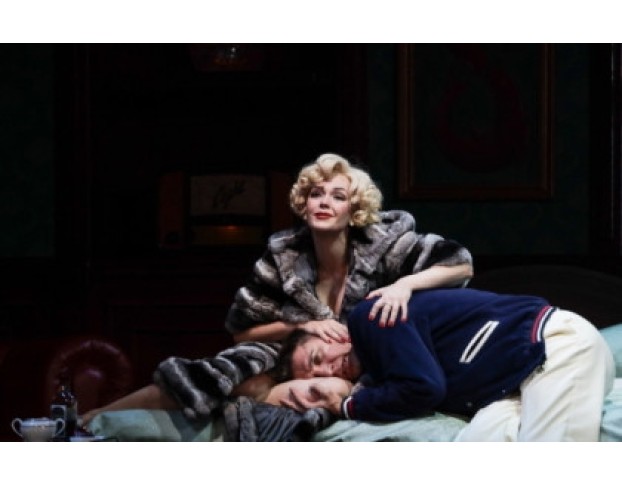 Ночь в Отеле