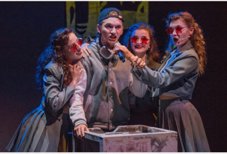 Ужасы в Цветочном Магазине