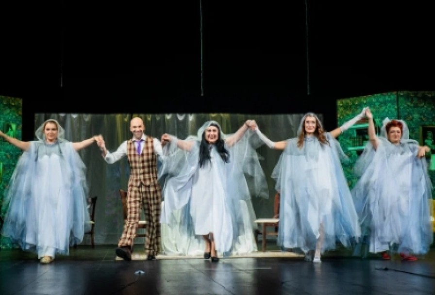 не Стреляйте в Экстрасенса