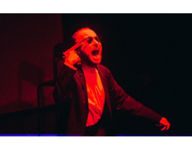 Смех в Темноте