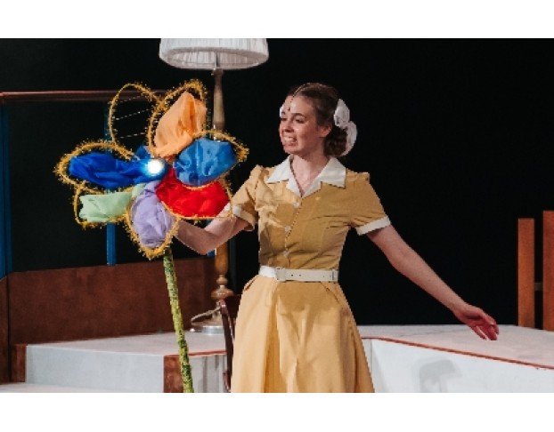 про Девочку и Цветок