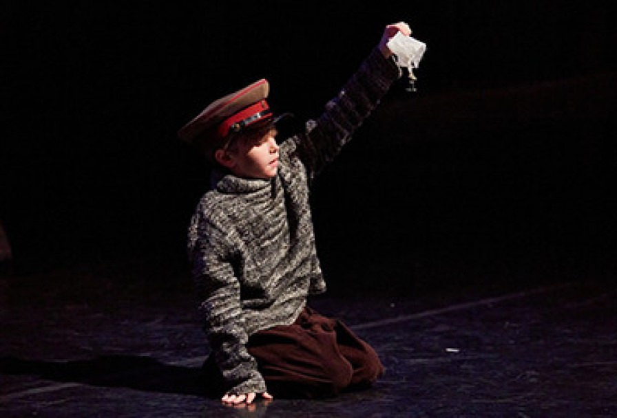 а Зори Здесь Тихие.