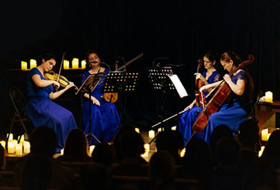 при Свечах Времена Года Вивальди