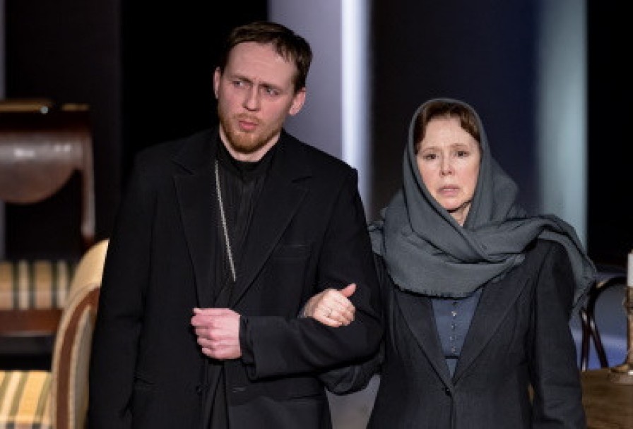 Русский Роман