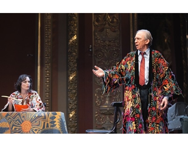 Семейный Шкаф и Его Обитатели