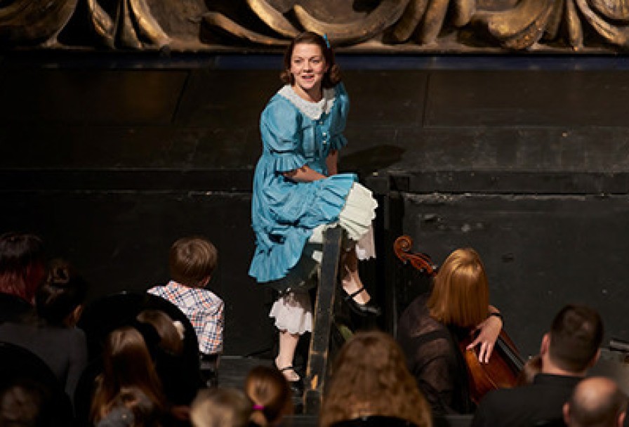 Алиса в Зазеркалье