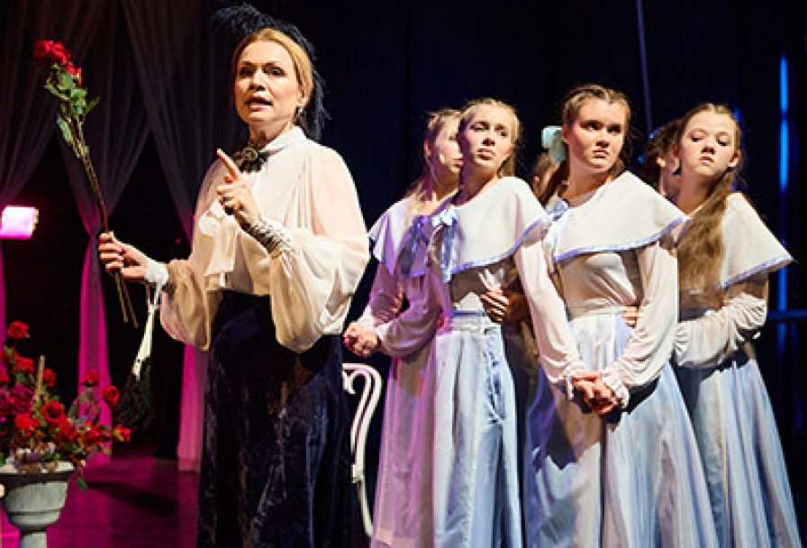 Аничков Мост