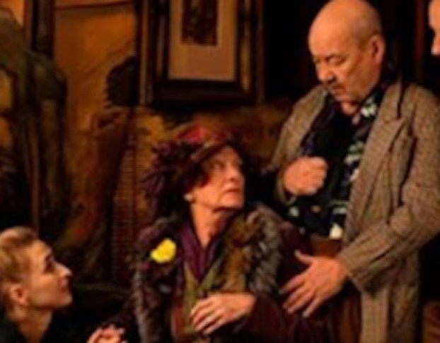 Все Любят Мисс Кронки