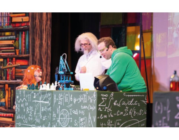 Учёная Семейка и Роботы