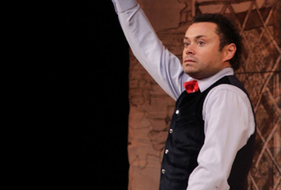 Слуга Двух Господ