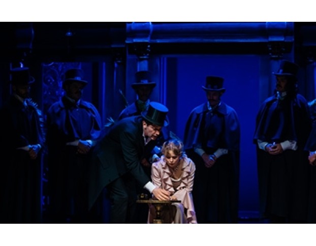 Красавец Мужчина