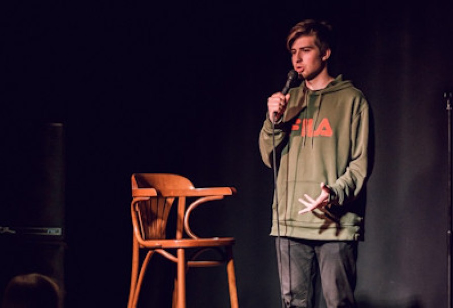 Qwerty Stand Up Проверка Материала