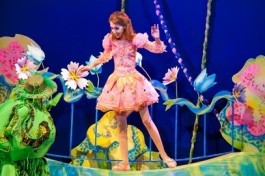 Дюймовочка