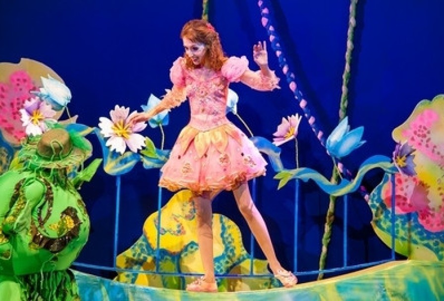 Дюймовочка