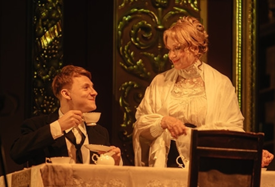 Толстого Нет