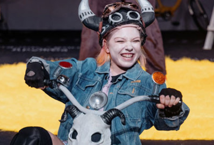 Кто Ходит в Гости по Утрам?