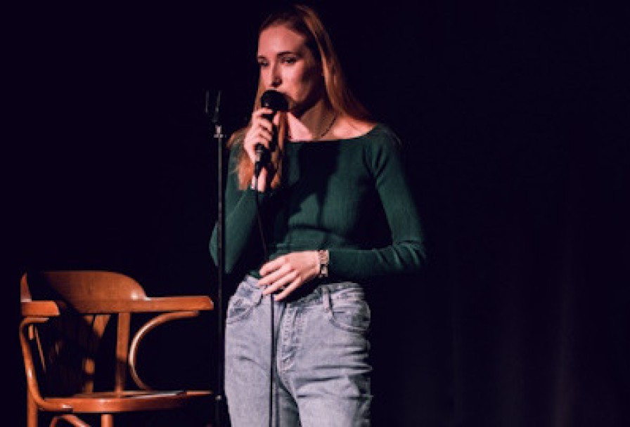 Чуть Лучше, Чем Открытый Микрофон