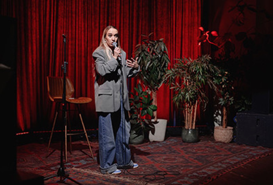 Большой Женский