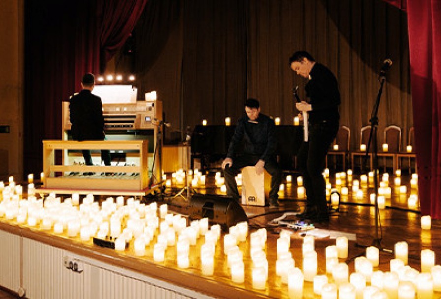 Рок-Хиты на Органе при Свечах