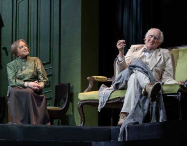 Театральный Роман