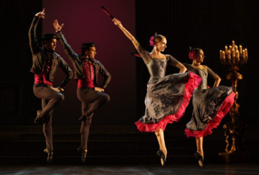 Лебединое Озеро