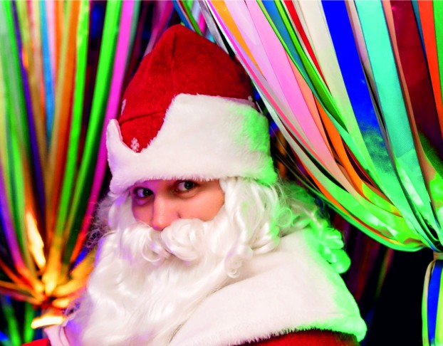 Взрывная Новогодняя История или Эйнштейниум Снимает Maski