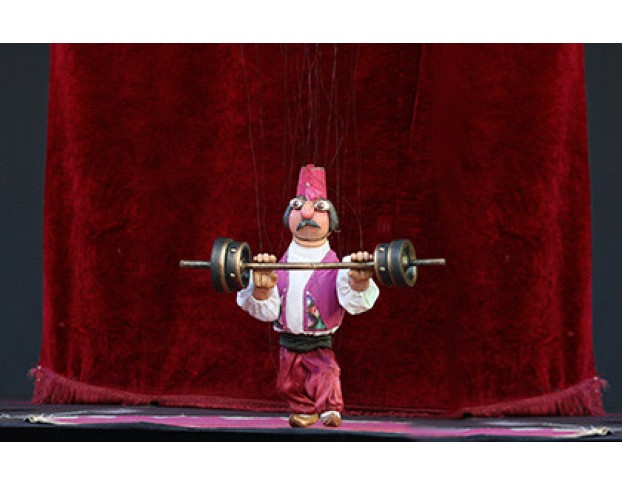 Цирк на Нитях