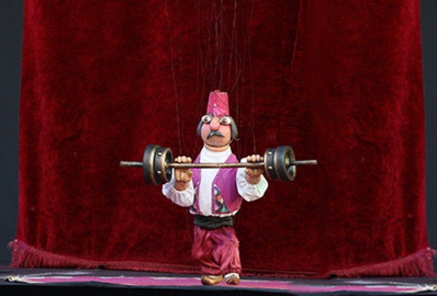 Цирк на Нитях