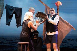 Трое на Плоту, не Считая Носорогов