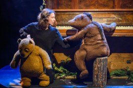 Маленький для Фортепиано с Медведем