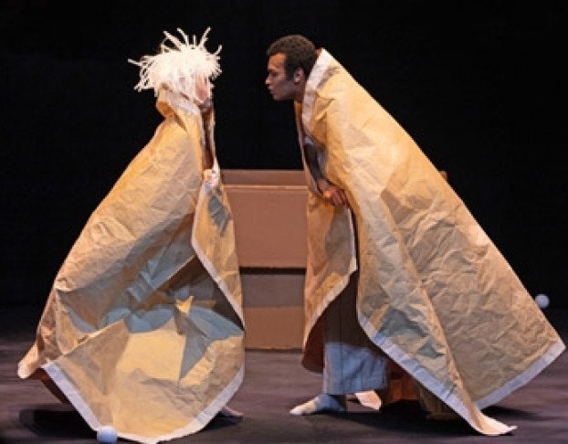 Картонный Человечек и Мотылек