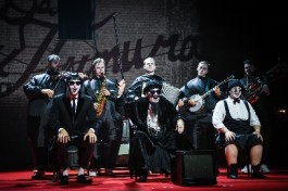 Чёрная Кошка, Белый Кот