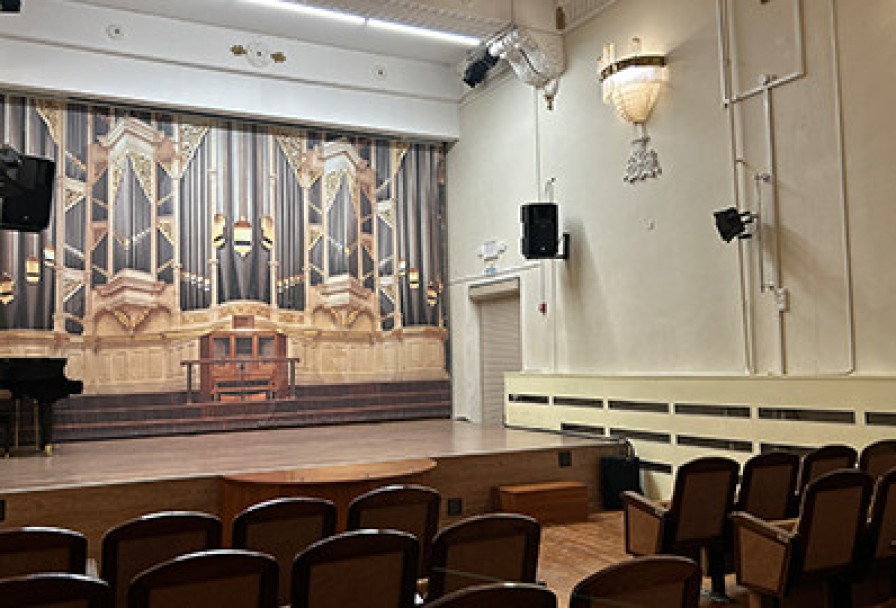 Орган при Свечах