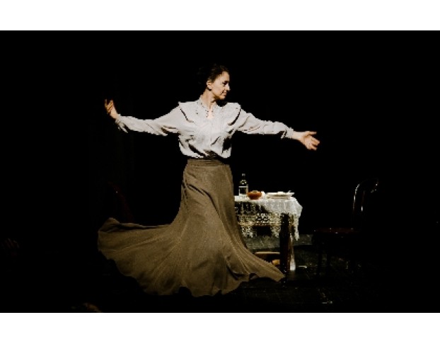 Крутится, Вертится, Шар.