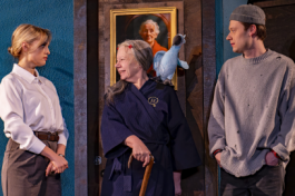 Старушка в Подарок