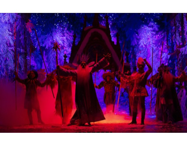 Двенадцать Месяцев