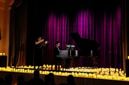 Эйнауди и Циммер Неоклассика при Свечах